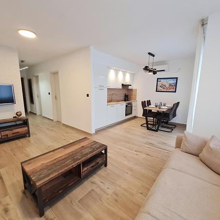 Bellistra Apartman Rabac - E Apartment Exterior photo