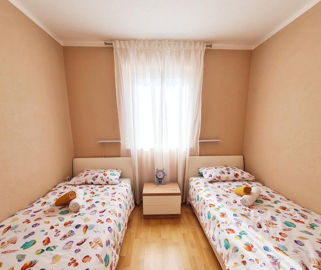 Bellistra Apartman Rabac - E Apartment Exterior photo