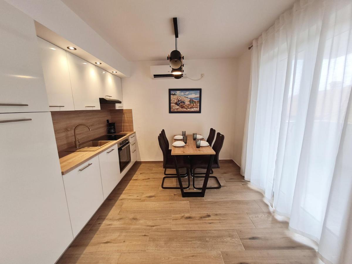 Bellistra Apartman Rabac - E Apartment Exterior photo