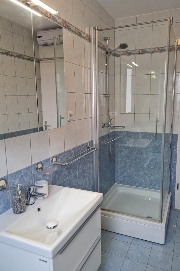 Bellistra Apartman Rabac - E Apartment Exterior photo